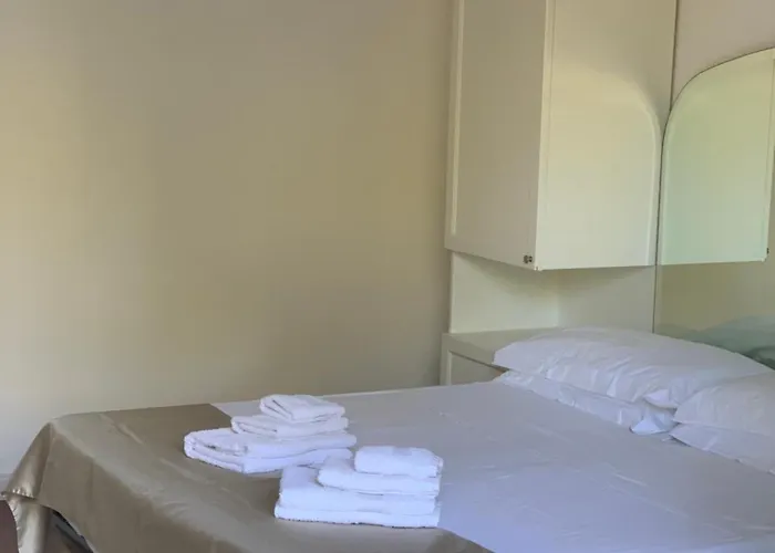 לינה וארוחת בוקר Madreperla