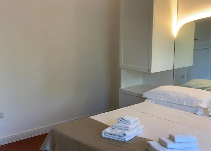 לינה וארוחת בוקר Madreperla *